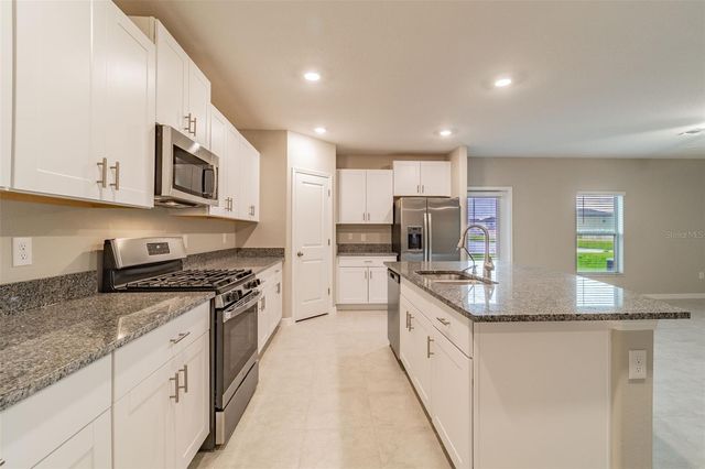 5064 WHITE CHICORY DRIVE, Apollo Beach, FL 33572