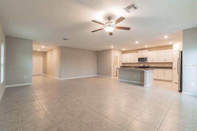 5064 WHITE CHICORY DRIVE, Apollo Beach, FL 33572