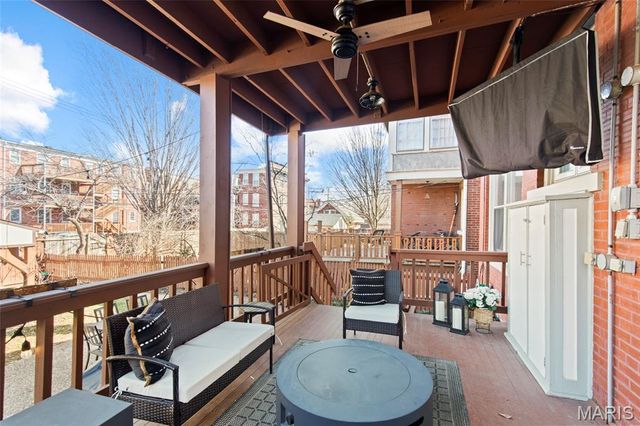 6117 Westminster Place, St Louis, MO 63112