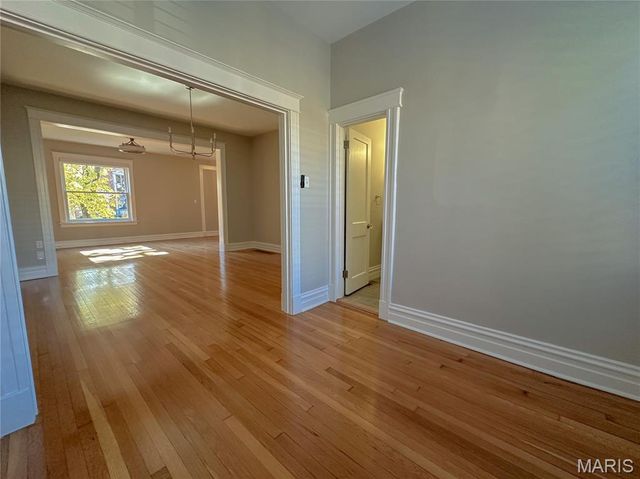 6117 Westminster Place, St Louis, MO 63112