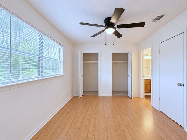 2011 Kirksey DR A, Austin, TX 78741