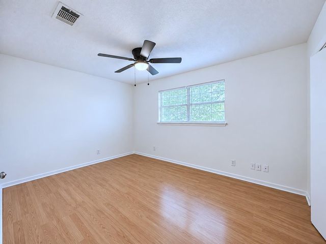 2011 Kirksey DR A, Austin, TX 78741