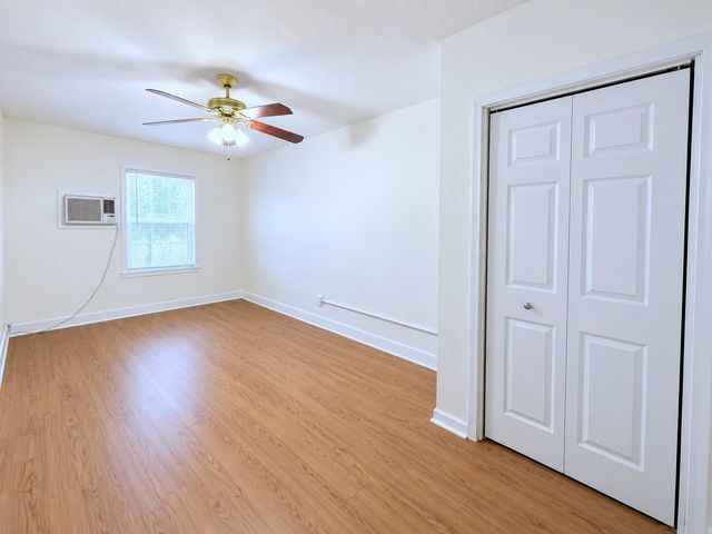 2011 Kirksey DR A, Austin, TX 78741