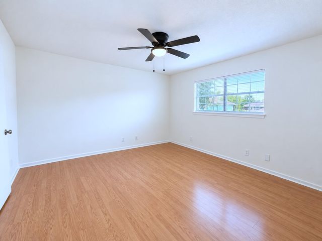 2011 Kirksey DR A, Austin, TX 78741