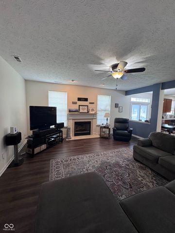 10530 Lookout Lane, Indianapolis, IN 46234