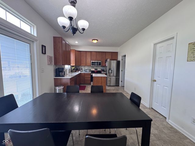 10530 Lookout Lane, Indianapolis, IN 46234