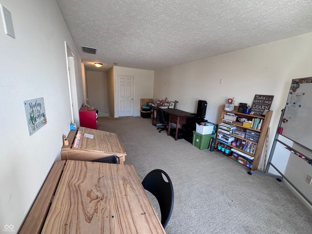 10530 Lookout Lane, Indianapolis, IN 46234