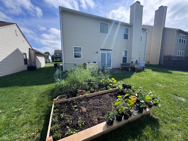 10530 Lookout Lane, Indianapolis, IN 46234