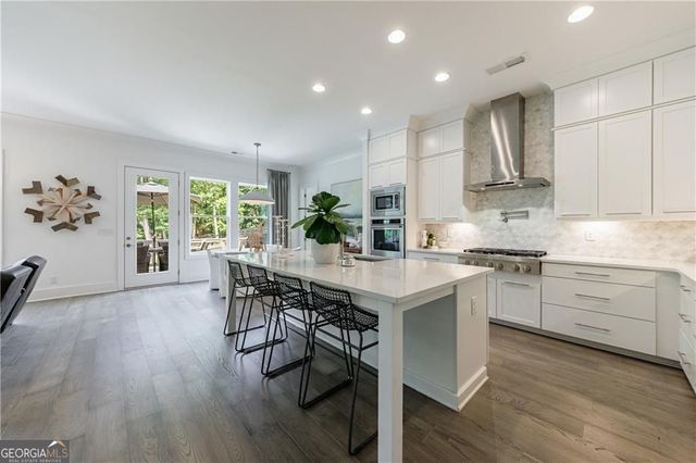 15755 Burdette Court, Milton, GA 30004