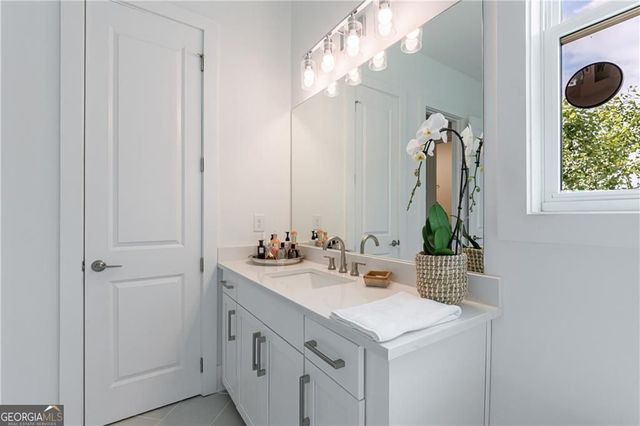 15755 Burdette Court, Milton, GA 30004