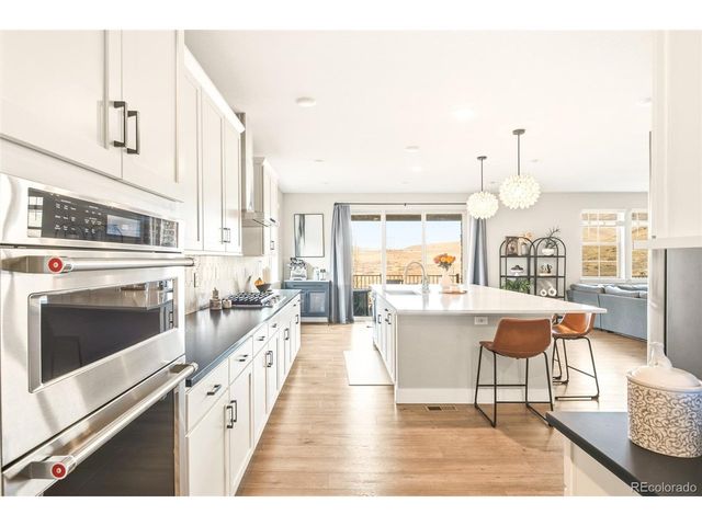 2105 S Poppy St, Lakewood, CO 80228