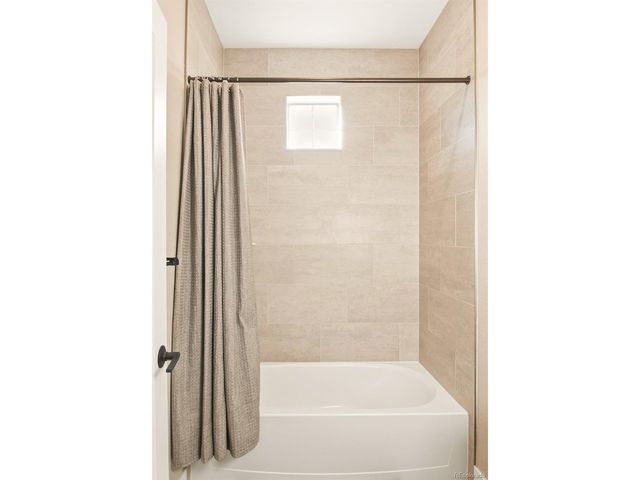 2105 S Poppy St, Lakewood, CO 80228