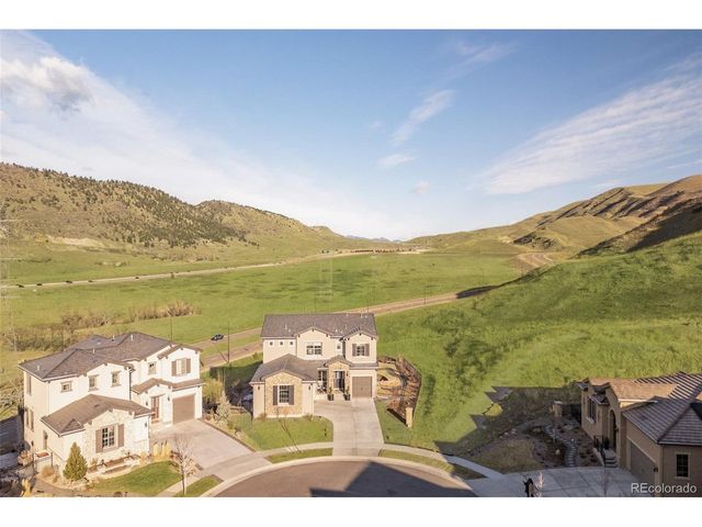 2105 S Poppy St, Lakewood, CO 80228