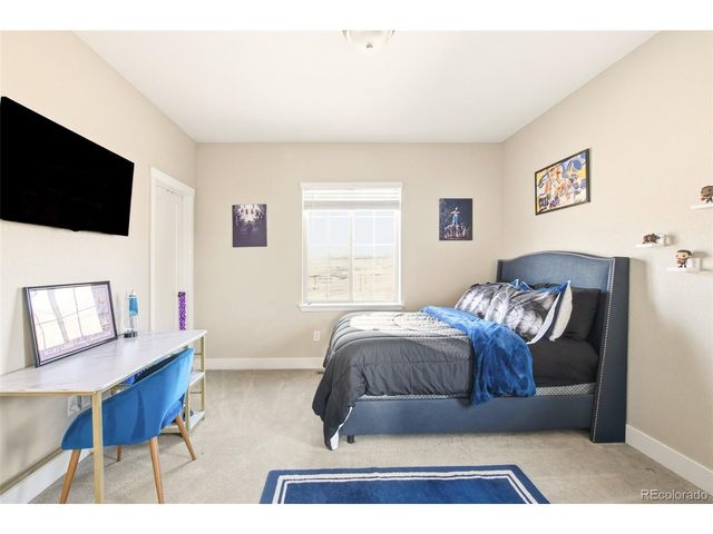 2105 S Poppy St, Lakewood, CO 80228