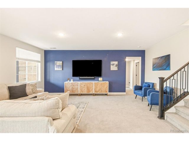 2105 S Poppy St, Lakewood, CO 80228