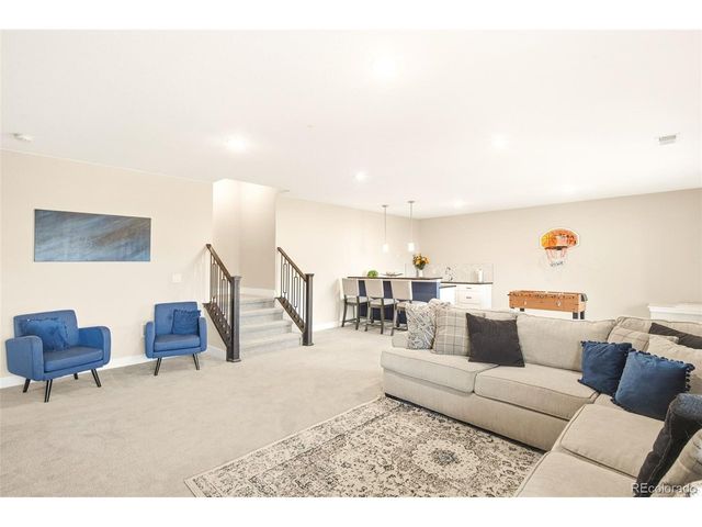 2105 S Poppy St, Lakewood, CO 80228