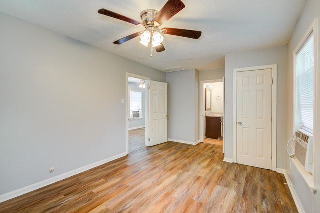 206 Frawley Street B, Houston, TX 77009