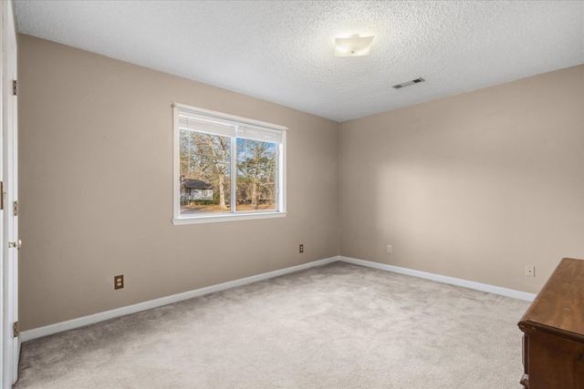 609 Cherokee Trail NW, Dalton, GA 30721