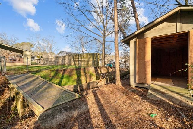 609 Cherokee Trail NW, Dalton, GA 30721