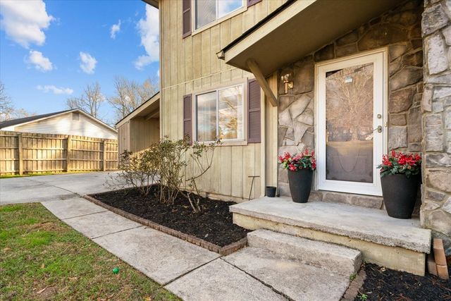 609 Cherokee Trail NW, Dalton, GA 30721