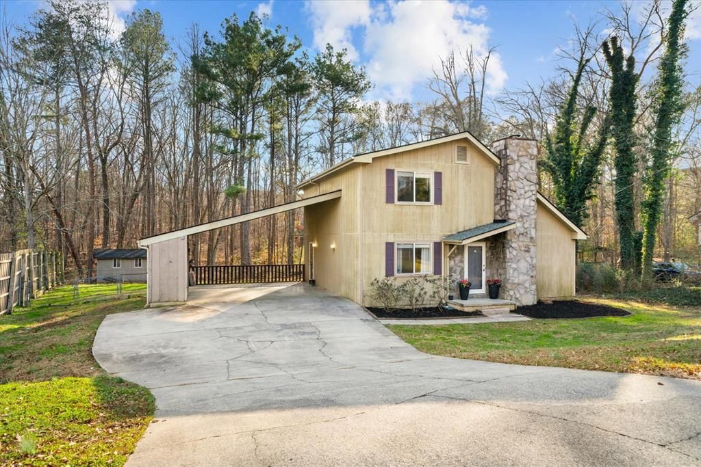 609 Cherokee Trail NW, Dalton, GA 30721