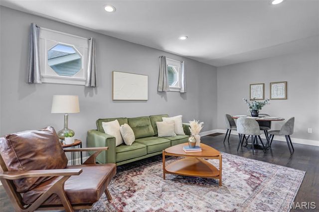 2514 Gerhard Avenue, Maplewood, MO 63143