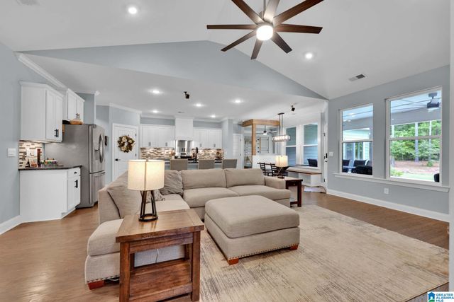 9490 ELLIS DRIVE, Kimberly, AL 35091