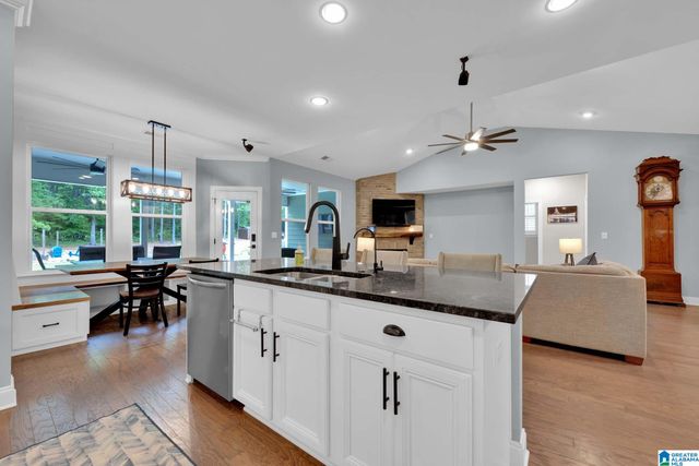 9490 ELLIS DRIVE, Kimberly, AL 35091
