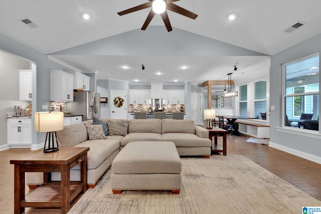 9490 ELLIS DRIVE, Kimberly, AL 35091