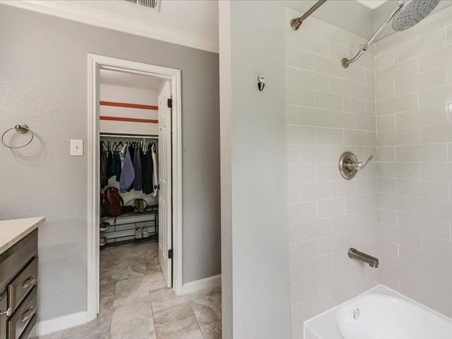 13800 Cambourne DR, Pflugerville, TX 78660