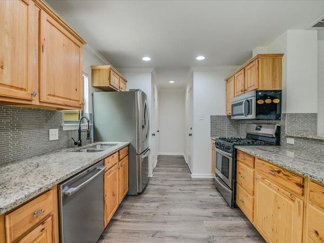 13800 Cambourne DR, Pflugerville, TX 78660