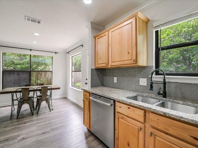 13800 Cambourne DR, Pflugerville, TX 78660