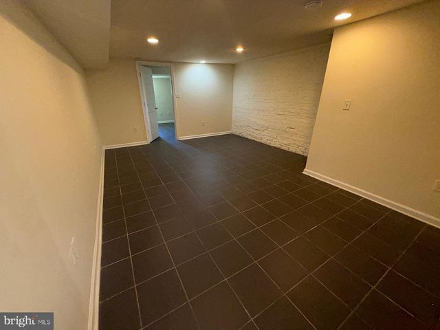 402 E 28TH ST E, Baltimore, MD 21218