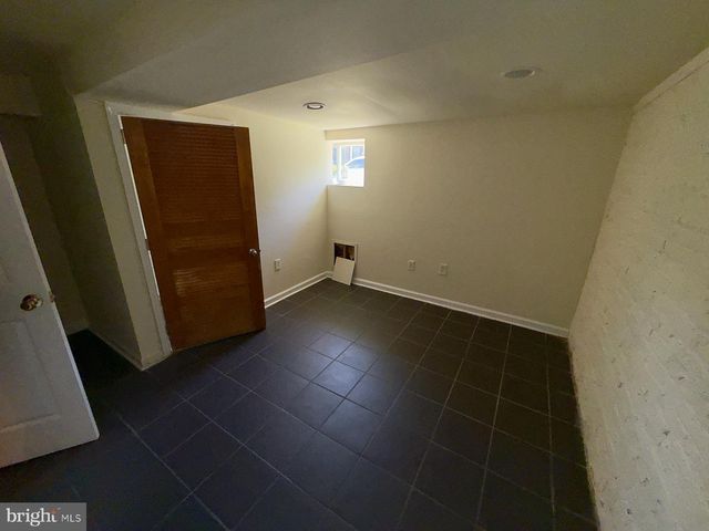402 E 28TH ST E, Baltimore, MD 21218