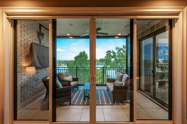 1024 Club View Dr Unit E203, Gallatin, TN 37066