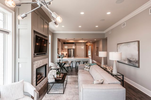 1024 Club View Dr Unit E203, Gallatin, TN 37066