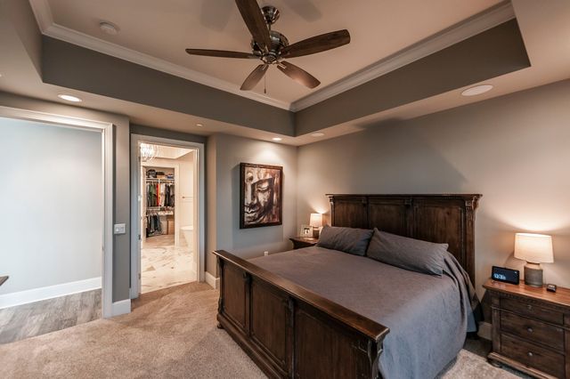 1024 Club View Dr Unit E203, Gallatin, TN 37066