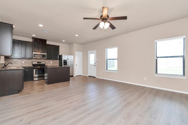 5635 Round Robin Drive, Katy, TX 77449