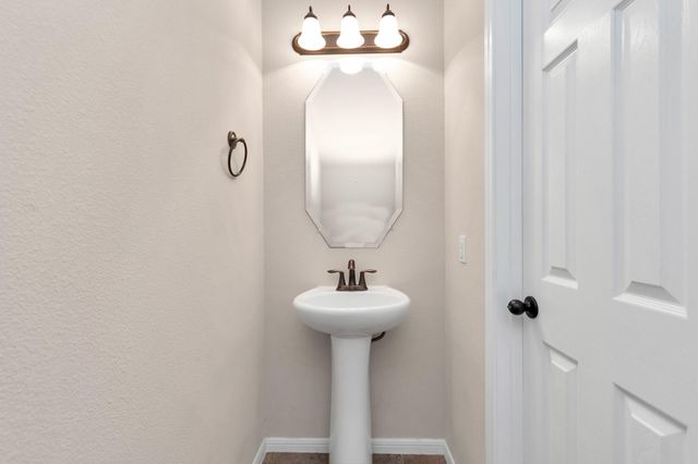 5635 Round Robin Drive, Katy, TX 77449