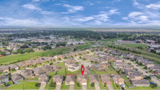 5635 Round Robin Drive, Katy, TX 77449