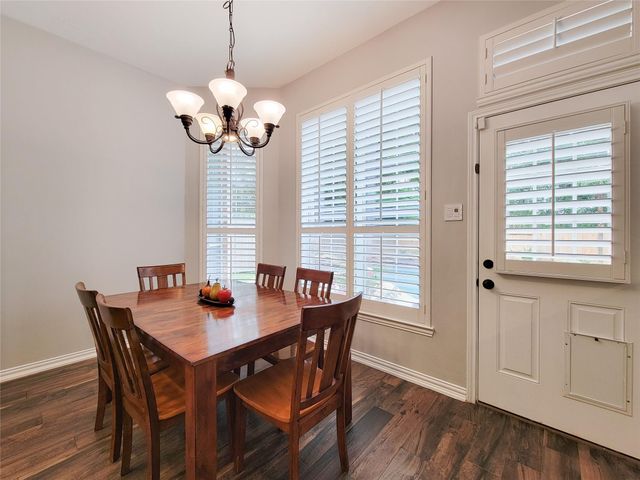 78 N Bluff Creek Circle, The Woodlands, TX 77382