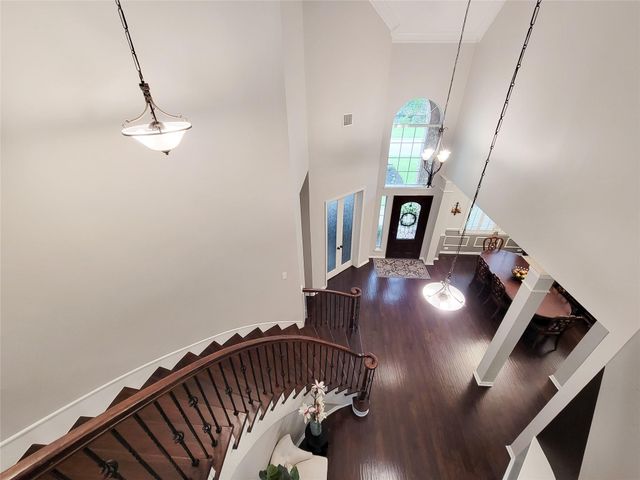 78 N Bluff Creek Circle, The Woodlands, TX 77382