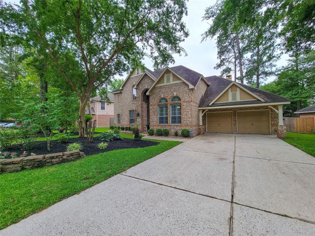 78 N Bluff Creek Circle, The Woodlands, TX 77382