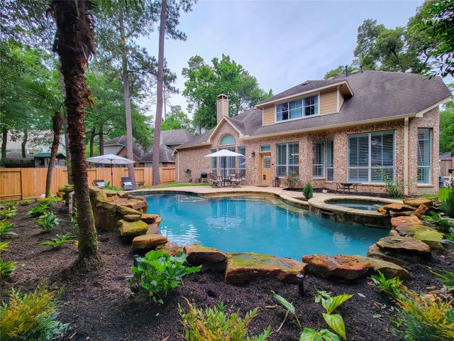 78 N Bluff Creek Circle, The Woodlands, TX 77382