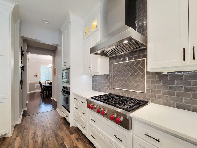78 N Bluff Creek Circle, The Woodlands, TX 77382