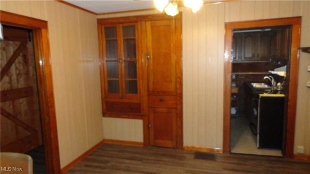 215 Alpine, Chester, WV 26034