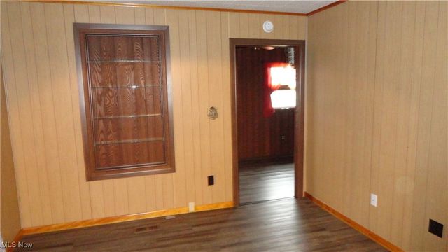 215 Alpine, Chester, WV 26034