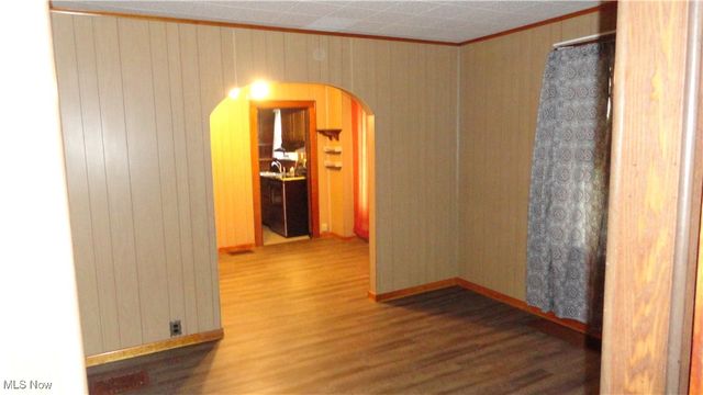 215 Alpine, Chester, WV 26034