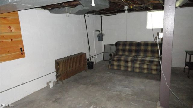 215 Alpine, Chester, WV 26034