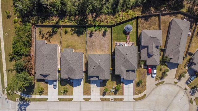 116 Chestnut Gate Drive, Conroe, TX 77378